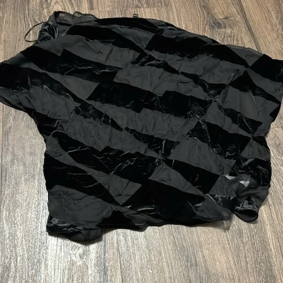 NWT! Banana Republic Black Burnout Velvet Blouse - 822815 XL 🗺️ - Picture 6 of 7